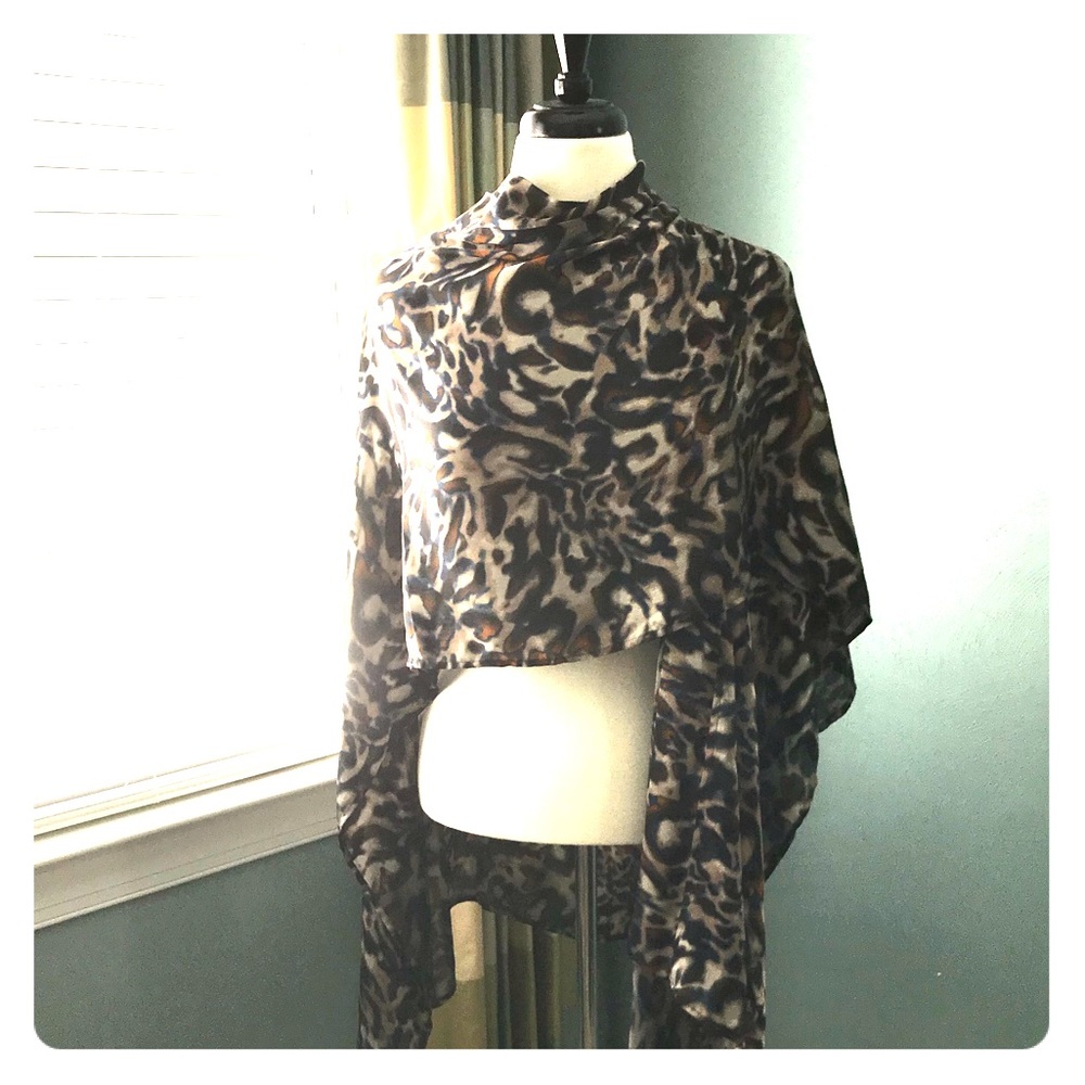 BEAUTIFUL CHICO’S WRAP